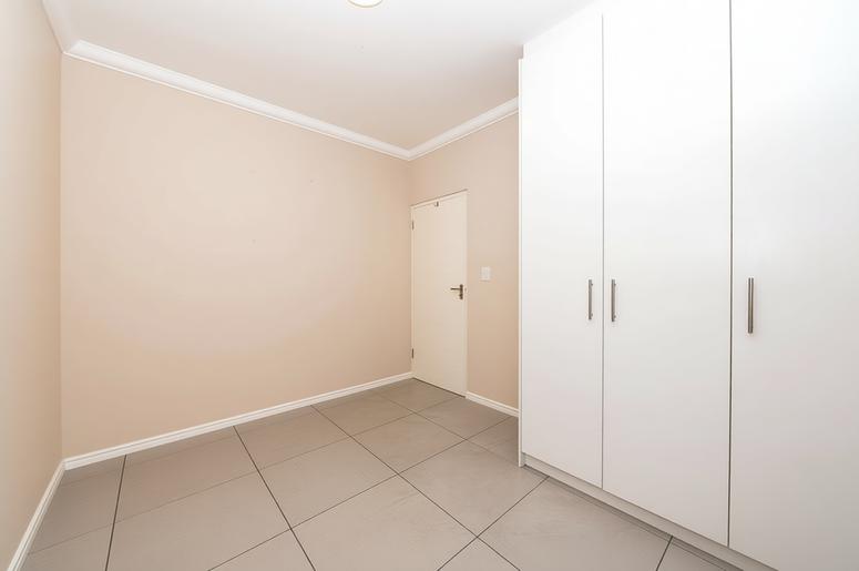 2 Bedroom Property for Sale in Table View Western Cape